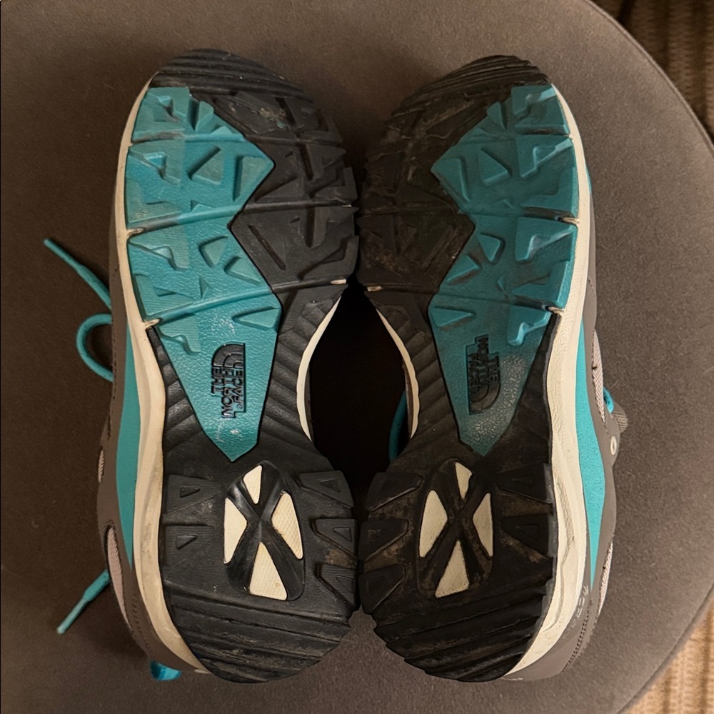 The North Face Cradle Hiking Sneakers Womens 7.5 Waterproof Outdoors Grey & Aqua - Picture 7 of 7